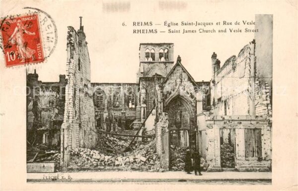 Reims 51 Eglise Saint Jacques et Rue de Vesle