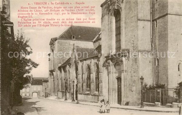 Verdun  55 Meuse Facade de la Cathedrale
