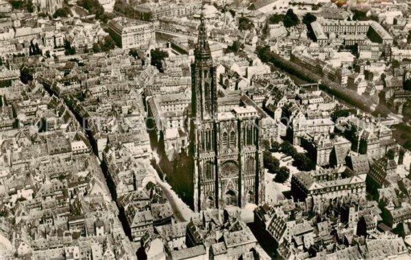 Strasbourg 67 Alsace Vue aerienne La Cathedrale