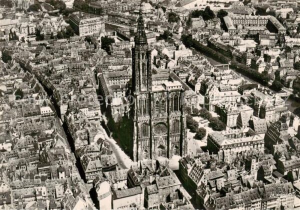 Strasbourg 67 Alsace Vue aerienne La Cathedrale