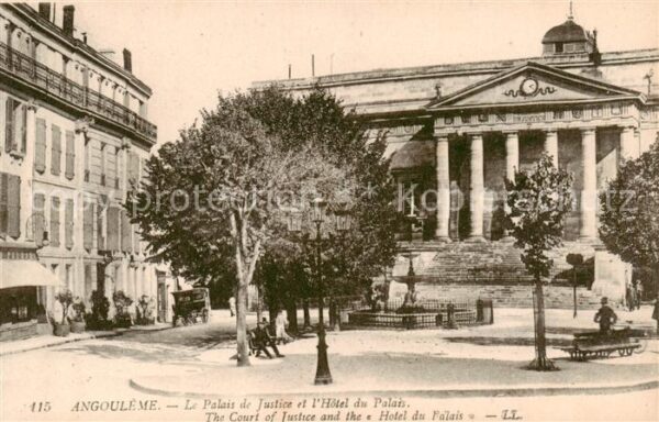Angouleme 16 Charente Le Palais de Justice et l’Hotel du Pala