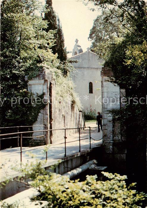 Ile d Aix 86 Vienne Vieille porte et l'eglise