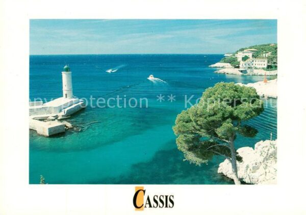 Cassis 13 La sortie du port