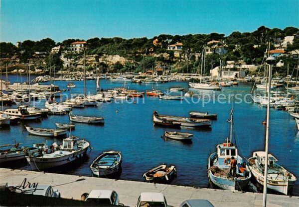 Carry-le-Rouet 13 Le Port de peche et la villa L’Oustau d