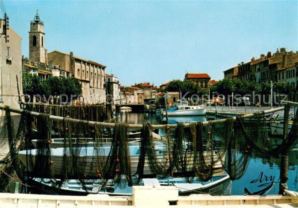 Martigues 13 Bouches-du-Rhone La Venise Provencale Barques de Peche s