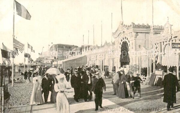Trouville-sur-Mer Les Planches devant l'Eden