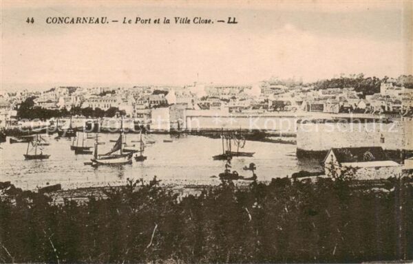Concarneau 29 Finistere Le Port et la Ville Close