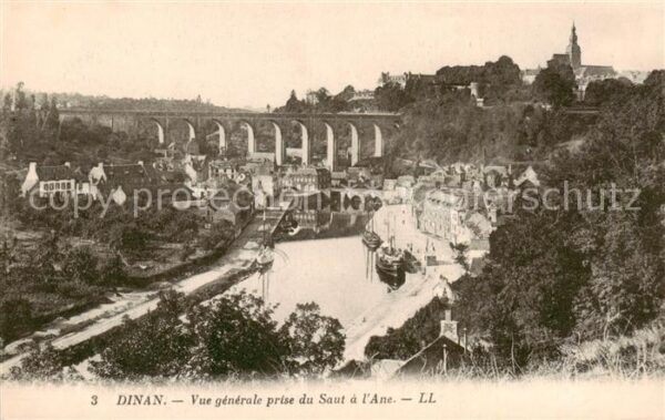 Dinan 22 Cotes-d Armor Vue generale prise du Saut a l'Ane