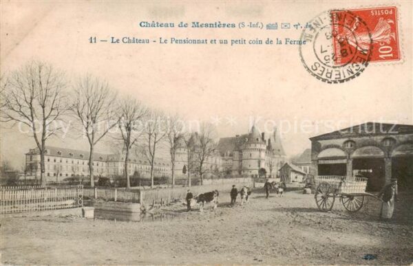 Chateau de Mesnieres-en-Bray 76 Le Chateau Le Pensionnat et un petit co