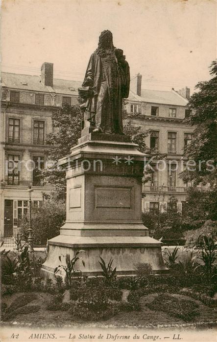Amiens 80 La Statue de Dufresne du Cange