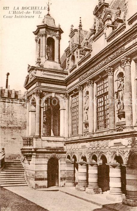 La Rochelle 17 Hotel de Ville Cour Interieure