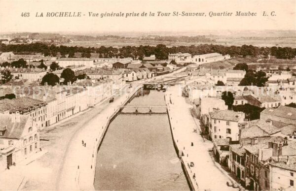La Rochelle 17 Vue generale prise de la Tour St Sauveu
