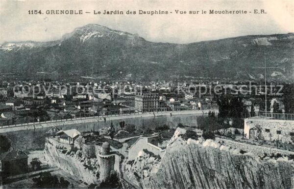 Grenoble 38 Le Jardin des Dauphins Vue sur le Mouch