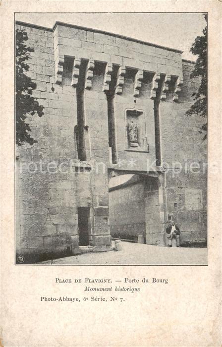 Flavigny Cher Porte du Bourg Monument historique