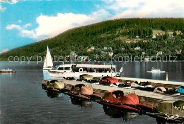 Gerardmer 88 Vosges Station climatique Pédalos du lac