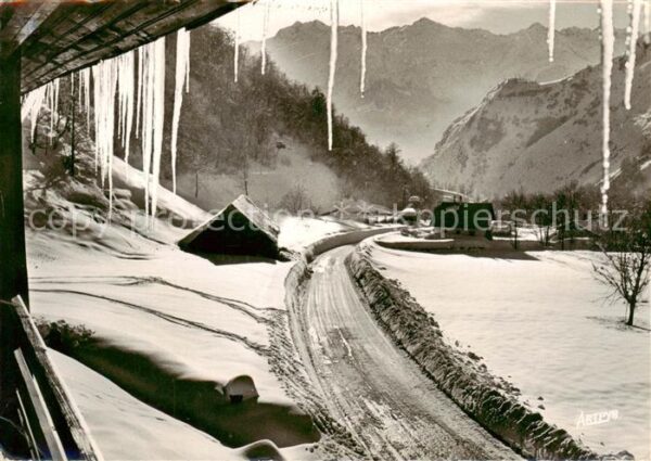 Bareges 65 Hautes-Pyrenees Route de Luz sous la neige et Pic d Ard