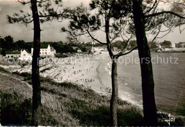 Concarneau 29 Finistere La plage des Grands Sables Blanes vue d