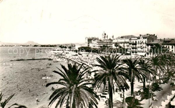 Saint-Raphael  83 Var Vue prise de l’Hotel des Algues