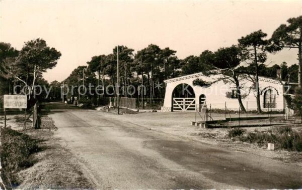 Les Issambres 83 Var Route de Sainte Maxime et entree du Vil