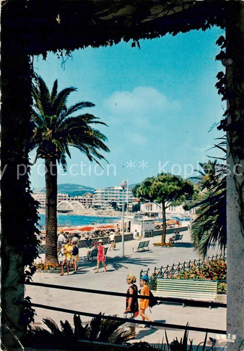 Sainte-Maxime-sur-Mer 83 Echappee sur la Promenade