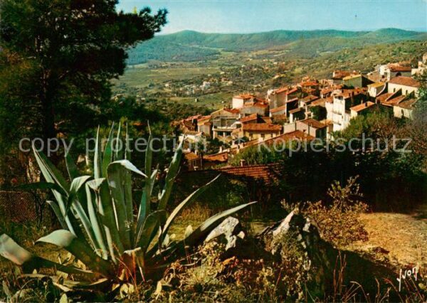 Bormes-les-Mimosas 83 Var Ravissant village accroche au flanc d’u