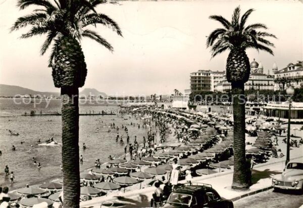 Saint-Raphael  83 Var La Plage