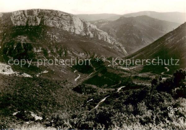 Plan-d Aups-Sainte-Baume 83 Var Les Lacets route de Gemenos