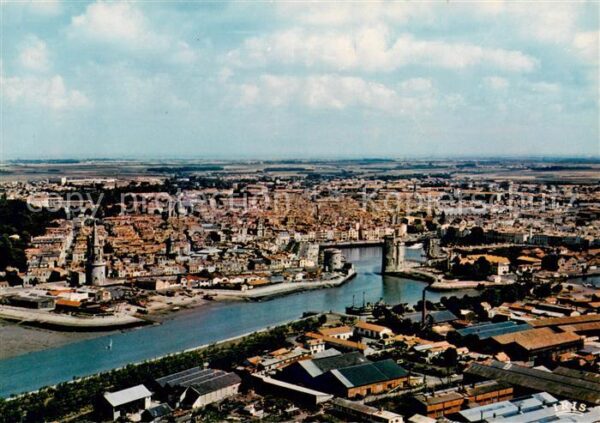 La Rochelle 17 Vue du ciel La Tour de la Lanterne a ga