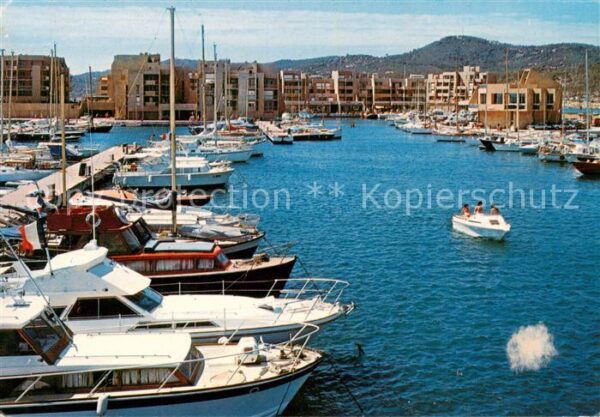 La Faviere  83 Cote D Azur Port de Bormes