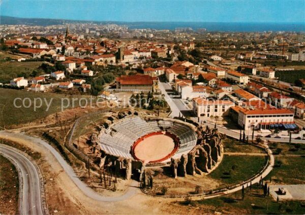Frejus Les Arenes Romaines Vue generale aerien