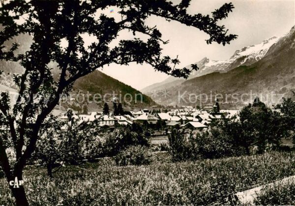 Thones 74 Haute-Savoie Vue generale et la Tournette