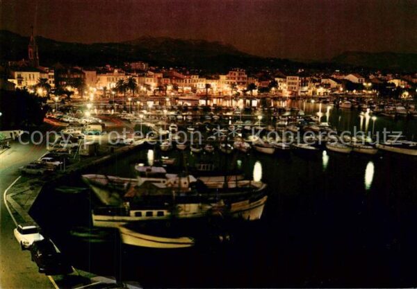 Sanary-sur-Mer 83 Vue generale du Port la nuit