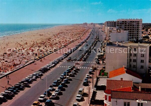 St-Jean-de-Monts 85 Vendee Esplanade et la plage