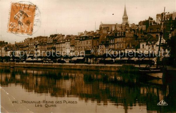 Trouville-sur-Mer Reine des Plages Les Quais