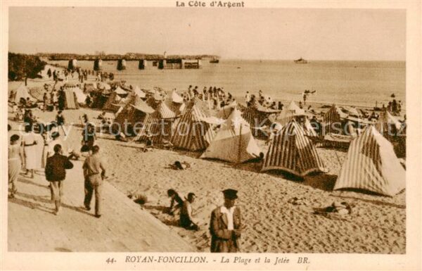 Foncillon Royan 17 La Plage et la Jetee