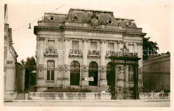 Provins 77 La Caisse d_Epargne