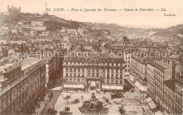 Lyon France Place et Quartier des Terreaux Coteau d