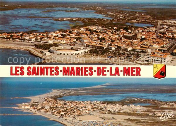 Les Saintes-Maries-de-la-Mer Les arenes l’eglise et les marais Vue a