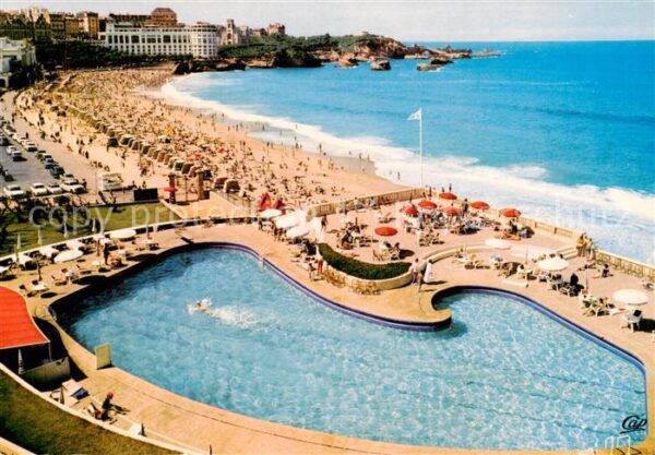 Biarritz Pyrenees Atlantiques La Grande Plage et le Casino Bellevue F
