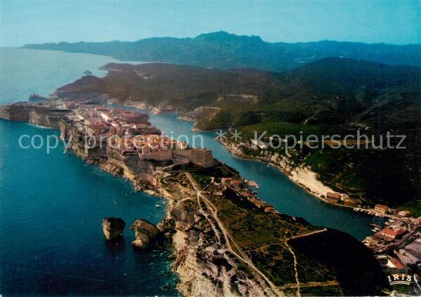 Bonifacio Corse du Sud Vue generale de la Ville sur les falais