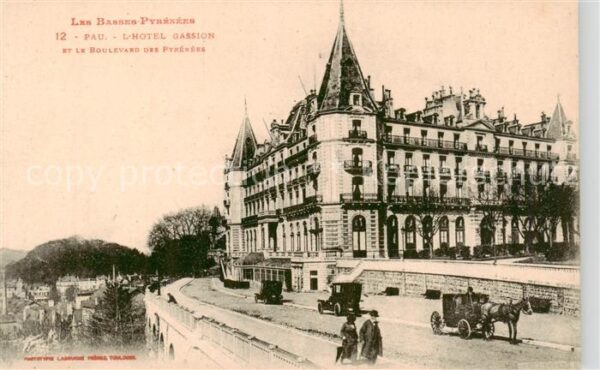 Pau 64 Hotel Gassion et le Boulevard des Pyren