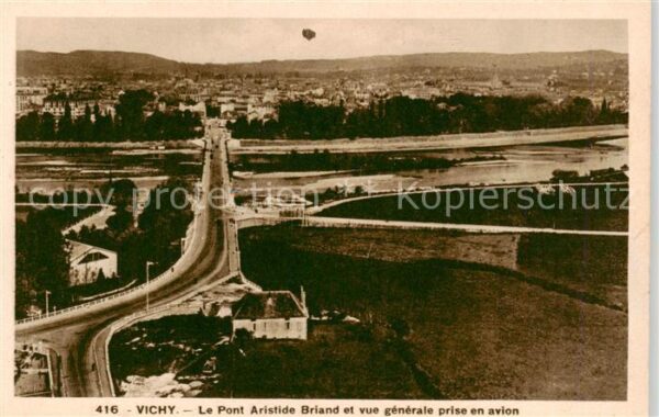 Vichy 03 Allier Le Pont Aristide Briand et vue generale