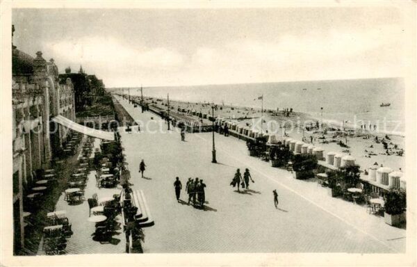 Cabourg 14 Calvados La Terrasse des Anglais vers l'Ouest