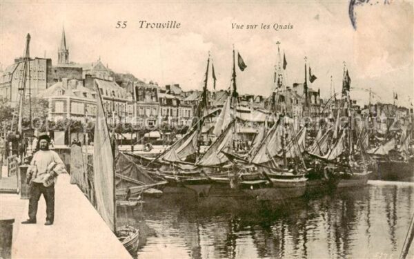 Trouville-sur-Mer Vue sur les Quais