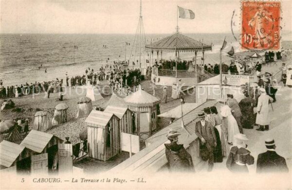 Cabourg 14 Calvados La Terrasse et la Plage