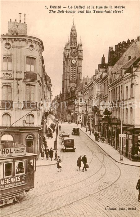Douai 59 Nord Le Beffroi et la Rue de la Mairie