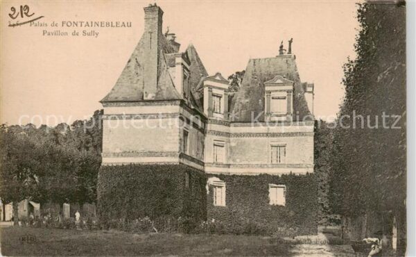 Fontainebleau 77 Seine et Marne Palais de Fontainebleau Pavillon de Sul
