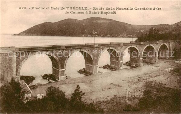 Theoule-sur-Mer 06 Viaduc et Baie de Theoule route de la N