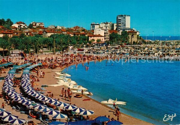Sainte-Maxime-sur-Mer 83 La plage et le port