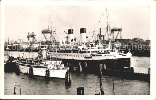Dampfer Oceanliner Monte Rosa Hamburg Hafen